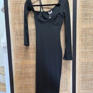 Oh Polly Long Sleeve Back Dress